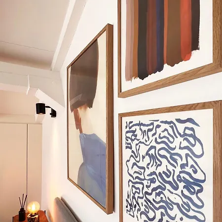 Moeda'82 - Downtown With Terrace