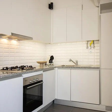 Moeda'82 - Downtown With Terrace * Coimbra