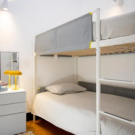 Moeda'82 - Downtown With Terrace דירה *