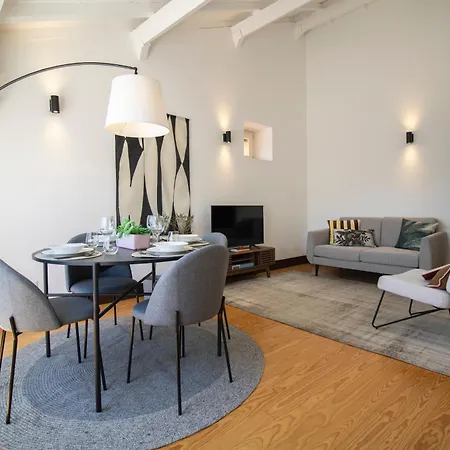 Apartment Moeda'82 - Downtown With Terrace *